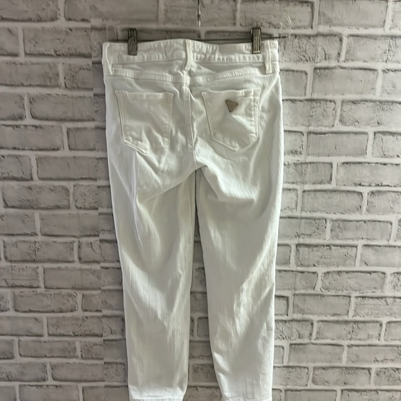 Guess white jeans mid crop size 25- women’s - Picture 9 of 9